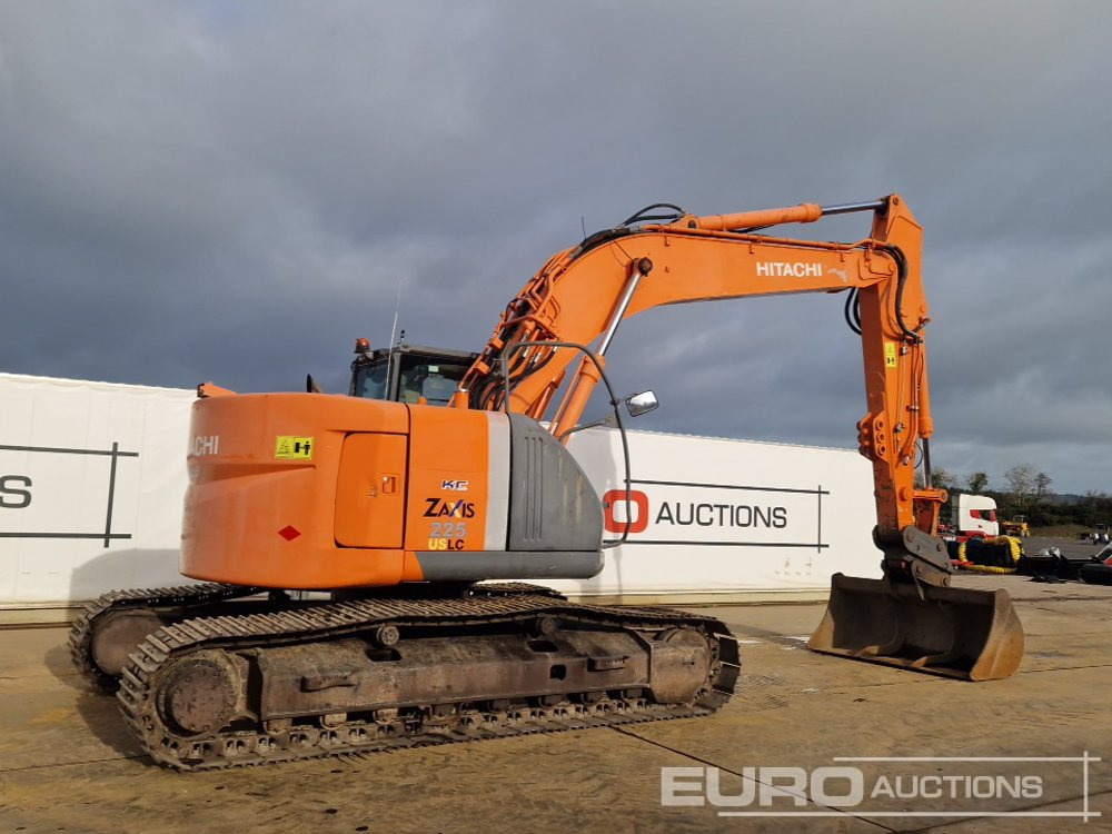 Hitachi ZX225USLC-3 - Crawler excavator: picture 5 Hitachi ZX225USLC-3 - Crawler excavator: picture 5