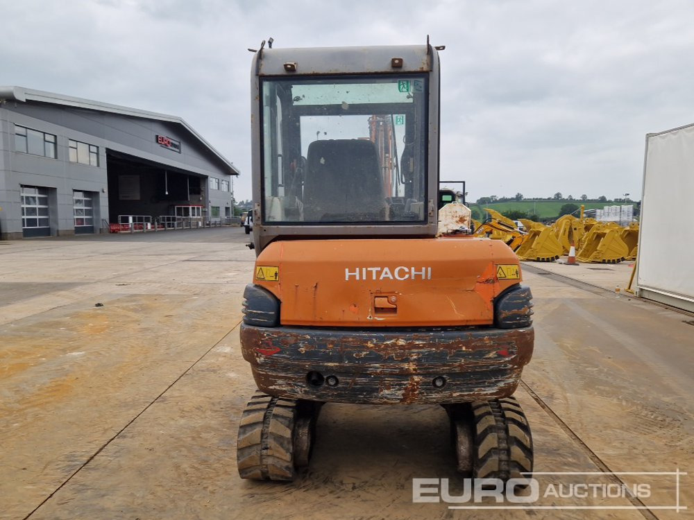 Hitachi ZX30CLR - Mini excavator: picture 4 Hitachi ZX30CLR - Mini excavator: picture 4