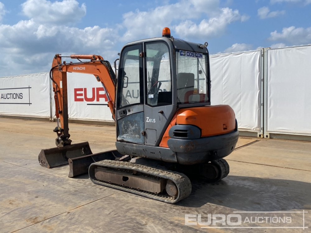 Hitachi ZX30CLR - Mini excavator: picture 3 Hitachi ZX30CLR - Mini excavator: picture 3