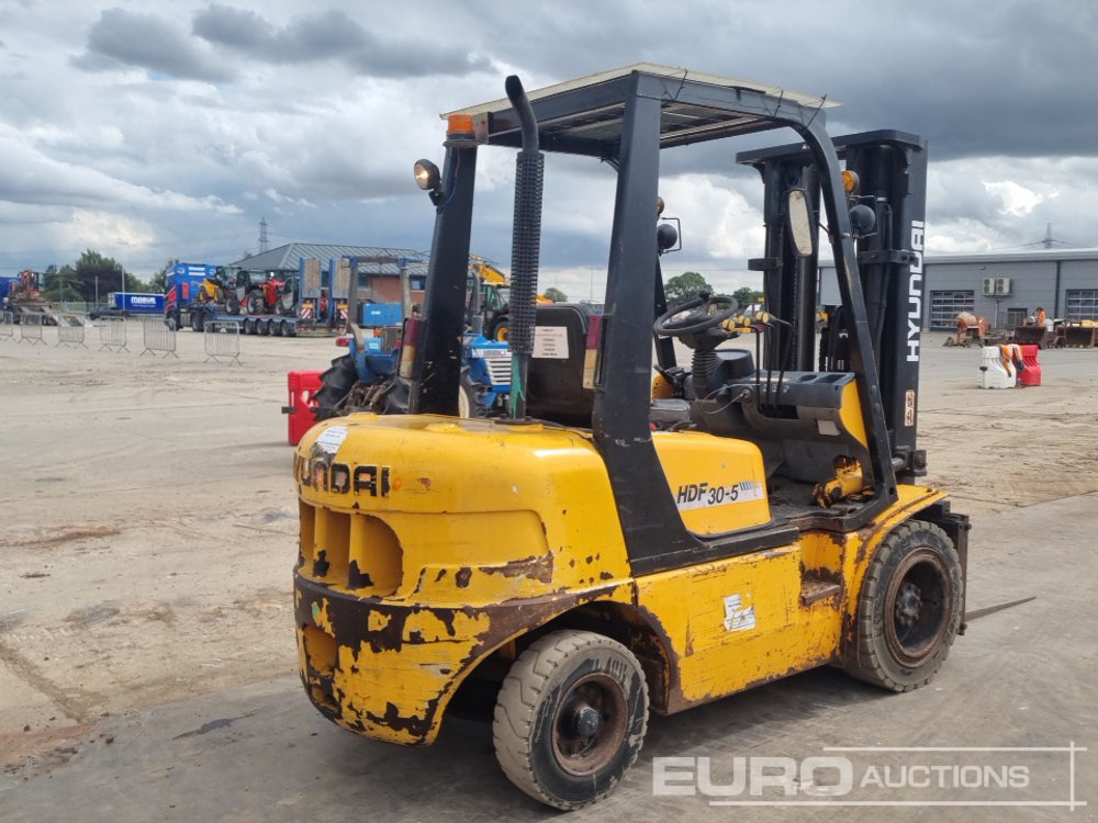 Hyundai HDF30-5 - Forklift: picture 5 Hyundai HDF30-5 - Forklift: picture 5