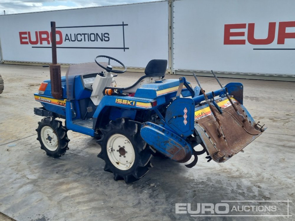 Iseki TU120 - Compact tractor: picture 3 Iseki TU120 - Compact tractor: picture 3