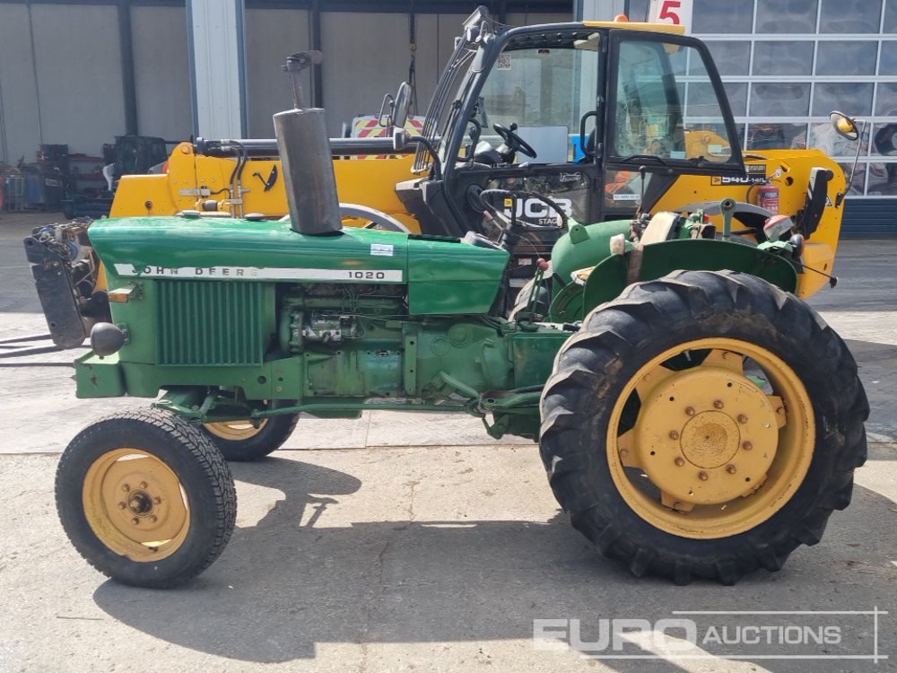 John Deere 1020 - Compact tractor: picture 2 John Deere 1020 - Compact tractor: picture 2