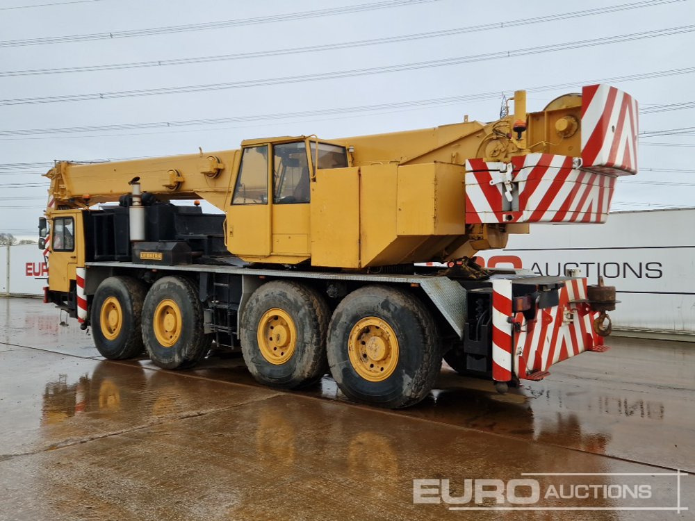Liebherr 8x8 Rough Terrain Crane, Stabilisers - Rough terrain crane: picture 3 Liebherr 8x8 Rough Terrain Crane, Stabilisers - Rough terrain crane: picture 3