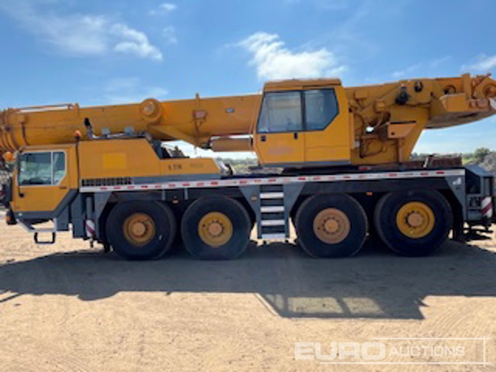 Liebherr LTM1080 - All terrain crane: picture 2 Liebherr LTM1080 - All terrain crane: picture 2