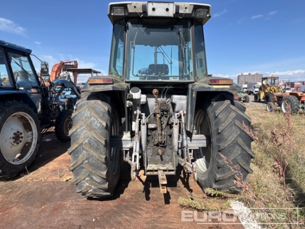 Massey Ferguson 3080 - Farm tractor: picture 5 Massey Ferguson 3080 - Farm tractor: picture 5