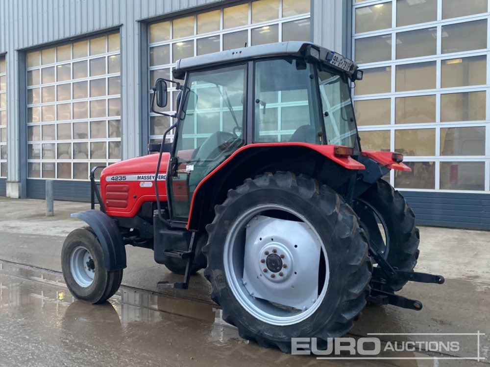 Massey Ferguson 4235 - Farm tractor: picture 3 Massey Ferguson 4235 - Farm tractor: picture 3