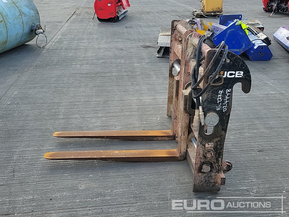 2020 JCB Hydraulic Fork Positioner to suit JCB Telehandler - Material handling equipment: picture 2 2020 JCB Hydraulic Fork Positioner to suit JCB Telehandler - Material handling equipment: picture 2