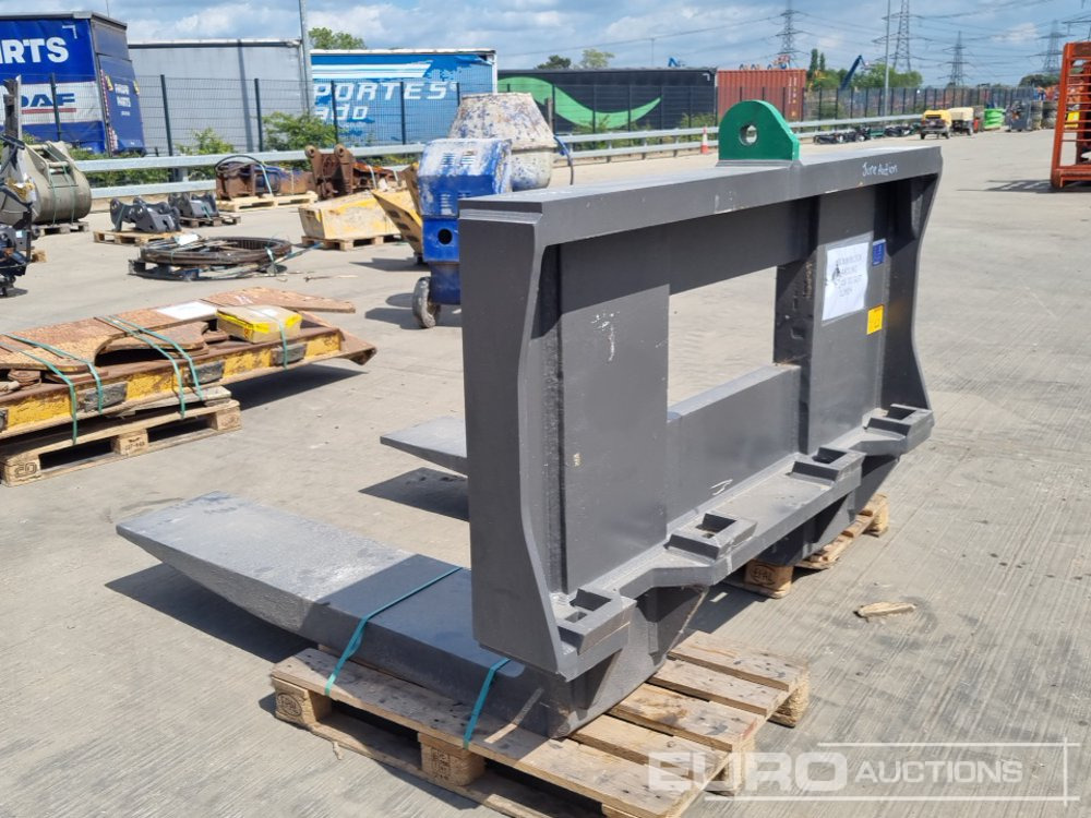 2023 Volvo Block Handling Fork Frame & Forks to suit L260H - Material handling equipment: picture 5 2023 Volvo Block Handling Fork Frame & Forks to suit L260H - Material handling equipment: picture 5