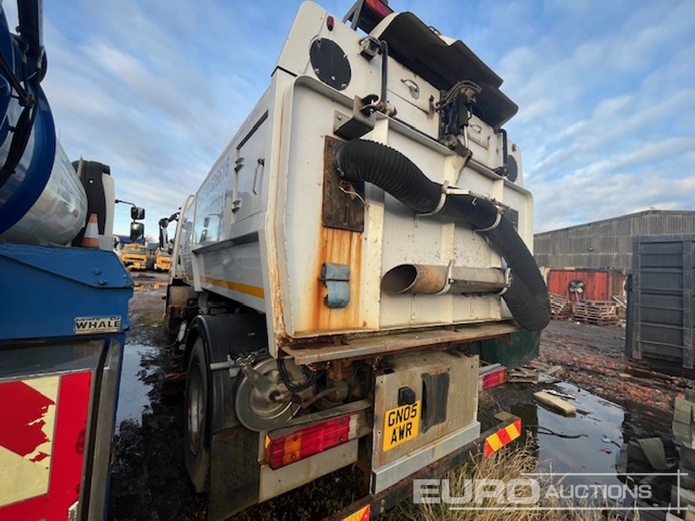 Mercedes Atego 1518 - Road sweeper: picture 2 Mercedes Atego 1518 - Road sweeper: picture 2