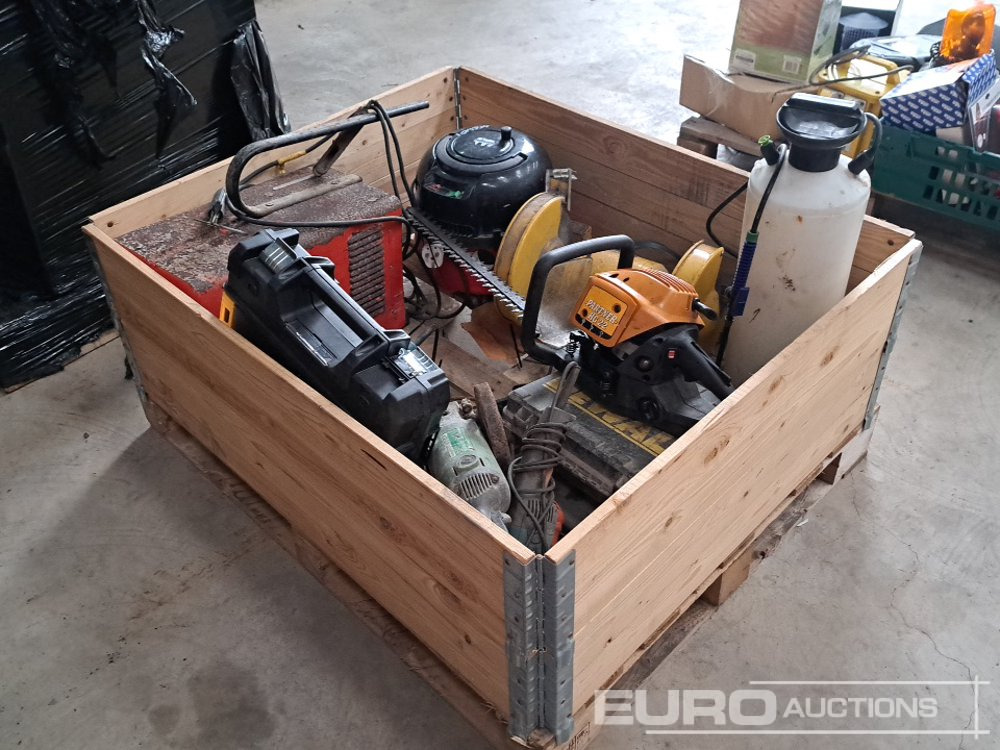 Pallet of Power Tools - Garage equipment: picture 4 Pallet of Power Tools - Garage equipment: picture 4