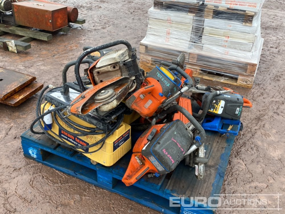 Pallet of Stihl & Husqvarna Consaw, Wallpaper Stripers - Construction equipment: picture 1 Pallet of Stihl & Husqvarna Consaw, Wallpaper Stripers - Construction equipment: picture 1