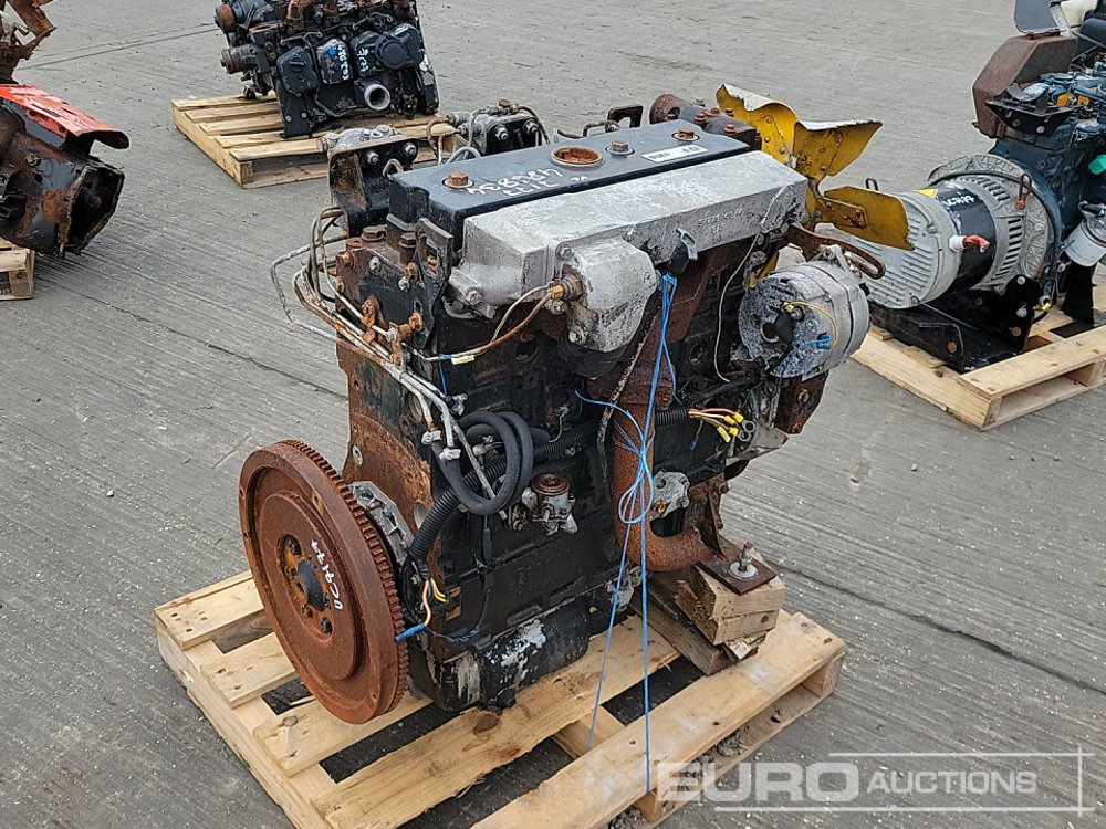 Perkins 4 Cylinder Engine - Engine: picture 5 Perkins 4 Cylinder Engine - Engine: picture 5