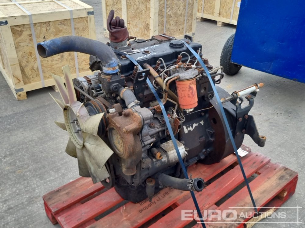 Perkins 4 Cylinder Engine - Engine: picture 1 Perkins 4 Cylinder Engine - Engine: picture 1