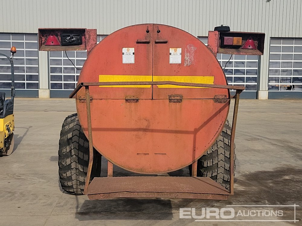 Redrock Single Axle Draw Bar Fuel Bowser, Honda Pump - Storage tank: picture 4 Redrock Single Axle Draw Bar Fuel Bowser, Honda Pump - Storage tank: picture 4