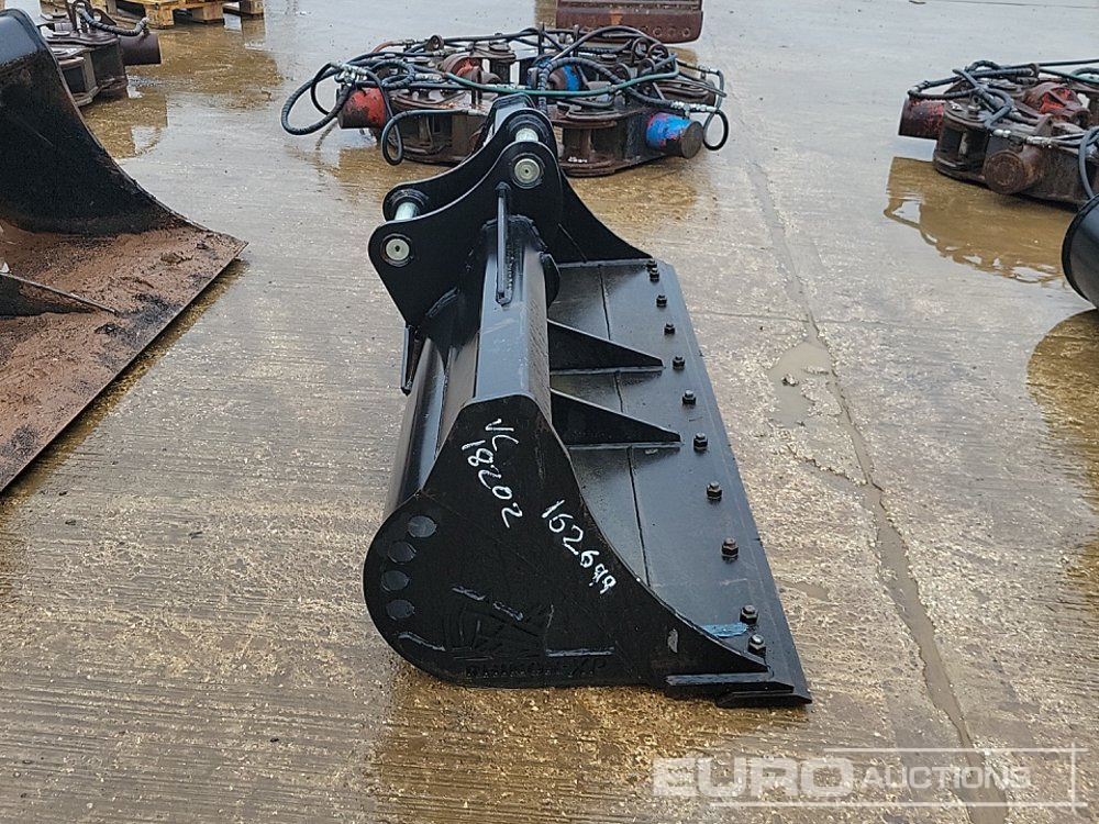 New Bucket Rhinox 72" Ditching Bucket 50mm Pin to suit 6-8 Ton Excavator: picture 8