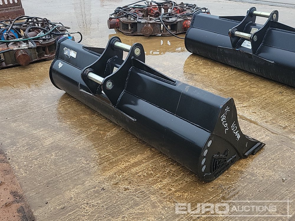 New Bucket Rhinox 72" Ditching Bucket 50mm Pin to suit 6-8 Ton Excavator: picture 7