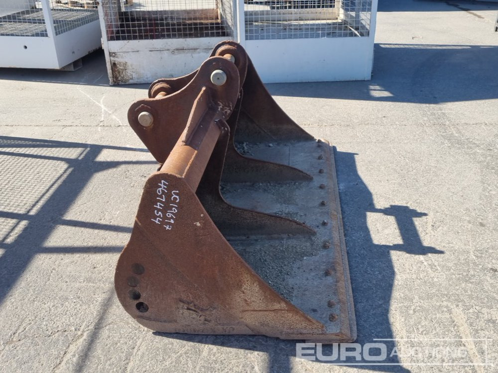 Bucket Rhinox 72" Ditching Bucket 65mm Pin to suit 13 Ton Excavator: picture 6