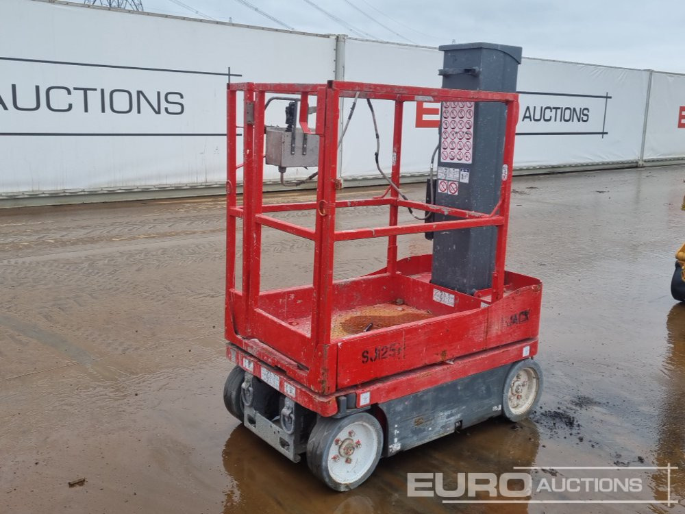 SkyJack SJ16 - Aerial platform: picture 1 SkyJack SJ16 - Aerial platform: picture 1