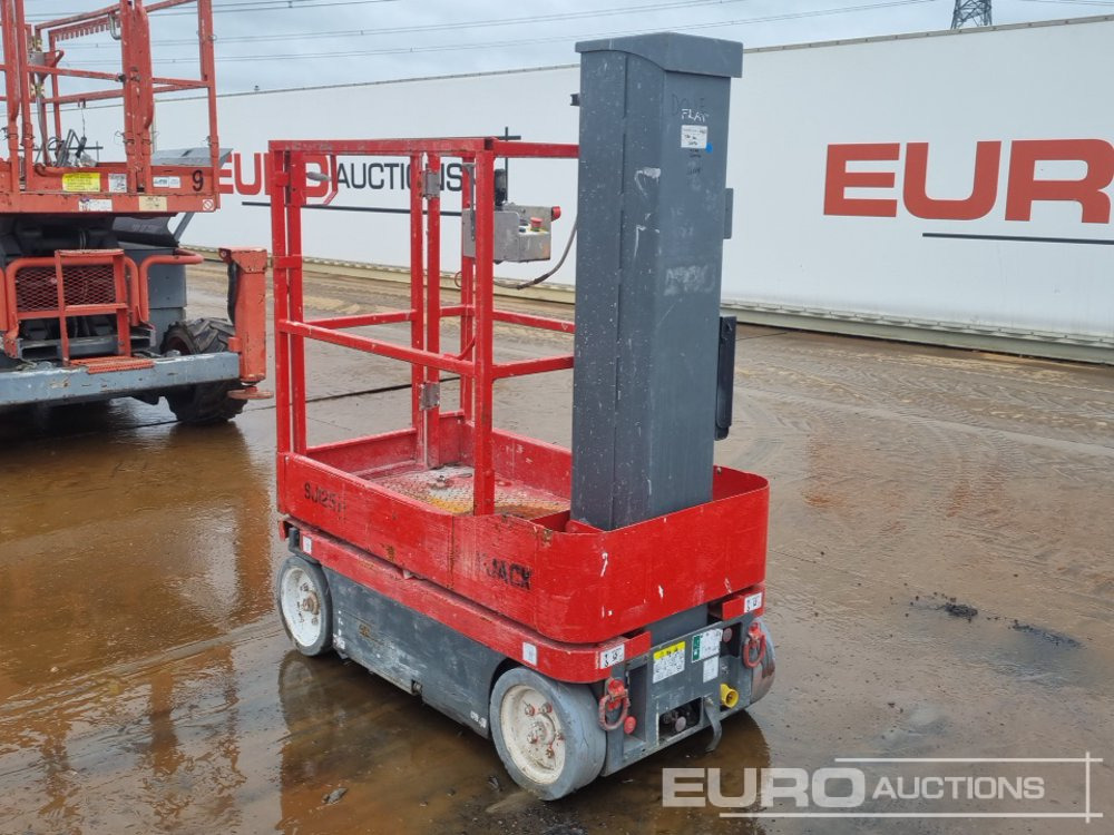 SkyJack SJ16 - Aerial platform: picture 3 SkyJack SJ16 - Aerial platform: picture 3