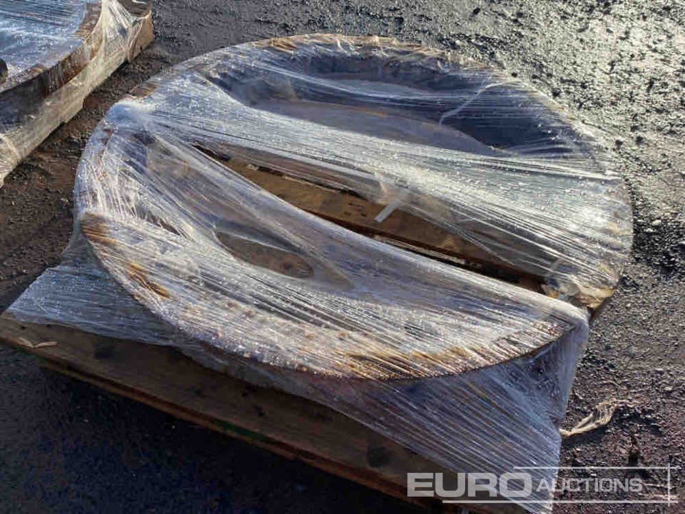 Unused Slew Ring to suit Hitachi ZX210 - Spare parts: picture 3 Unused Slew Ring to suit Hitachi ZX210 - Spare parts: picture 3