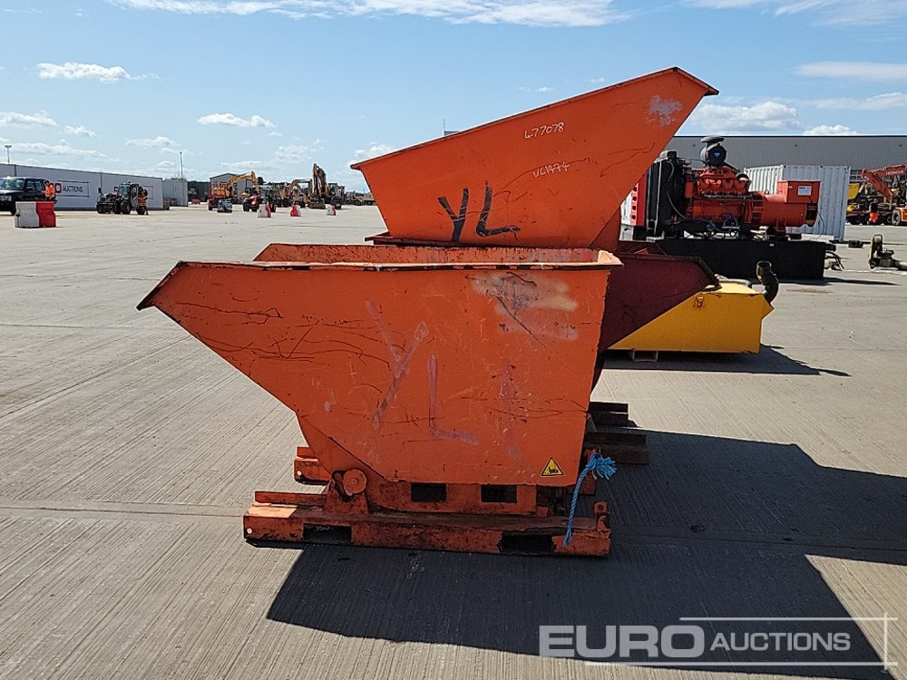 Tipping Skip to suit Forklift (3 of) - Tipping skip: picture 2 Tipping Skip to suit Forklift (3 of) - Tipping skip: picture 2
