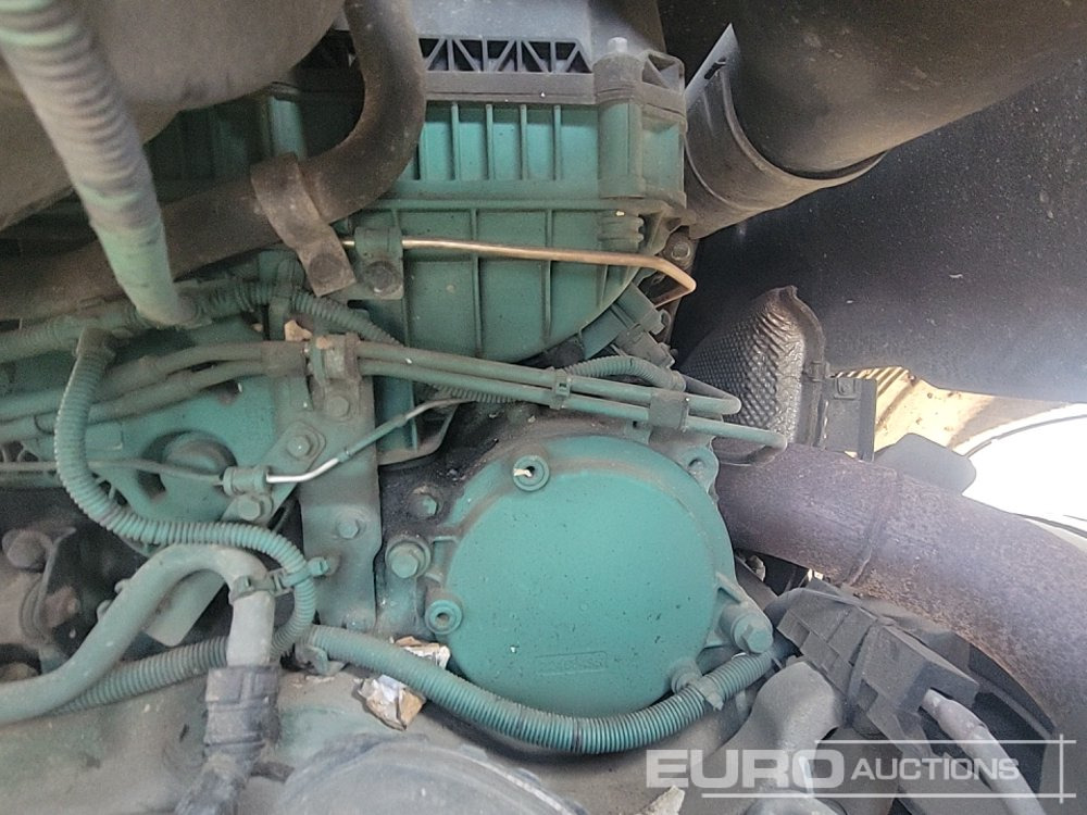 Tractor unit Volvo FH: picture 26