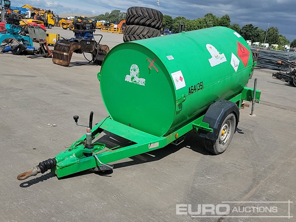 Trailer Engineering 50 Litre Single Axle Bunded Fuel Bowser, Manual Pump - Storage tank: picture 1 Trailer Engineering 50 Litre Single Axle Bunded Fuel Bowser, Manual Pump - Storage tank: picture 1
