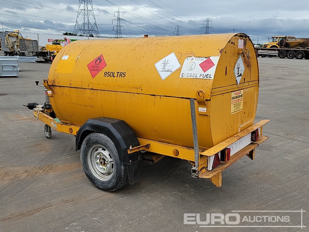 Trailer Engineering 950 Litre Single Axle Bunded Fuel Bowser, Manual pump - Storage tank: picture 3 Trailer Engineering 950 Litre Single Axle Bunded Fuel Bowser, Manual pump - Storage tank: picture 3