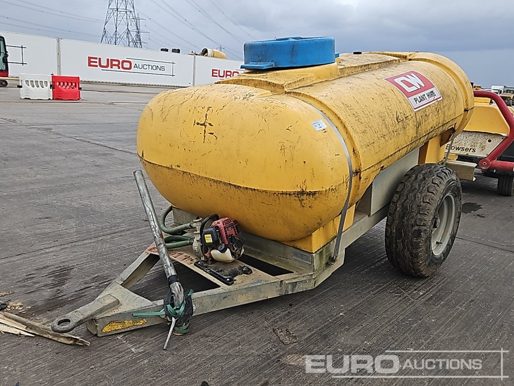 Trailer Engineering Single Axle Plastic Water Bowser, Honda Engine, Dust Suppression Unit - Storage tank: picture 1 Trailer Engineering Single Axle Plastic Water Bowser, Honda Engine, Dust Suppression Unit - Storage tank: picture 1