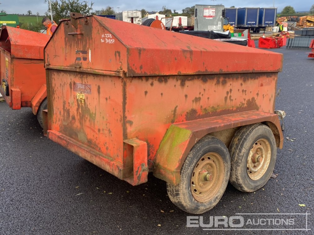 Twin Axle Bunded Fuel Bowser - Storage tank: picture 4 Twin Axle Bunded Fuel Bowser - Storage tank: picture 4