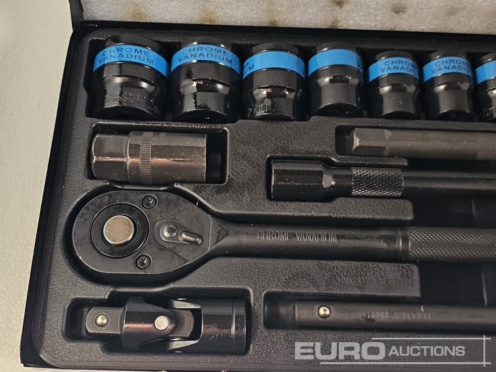 Unused 1/2" Socket & Rachet Set - Garage equipment: picture 3 Unused 1/2" Socket & Rachet Set - Garage equipment: picture 3