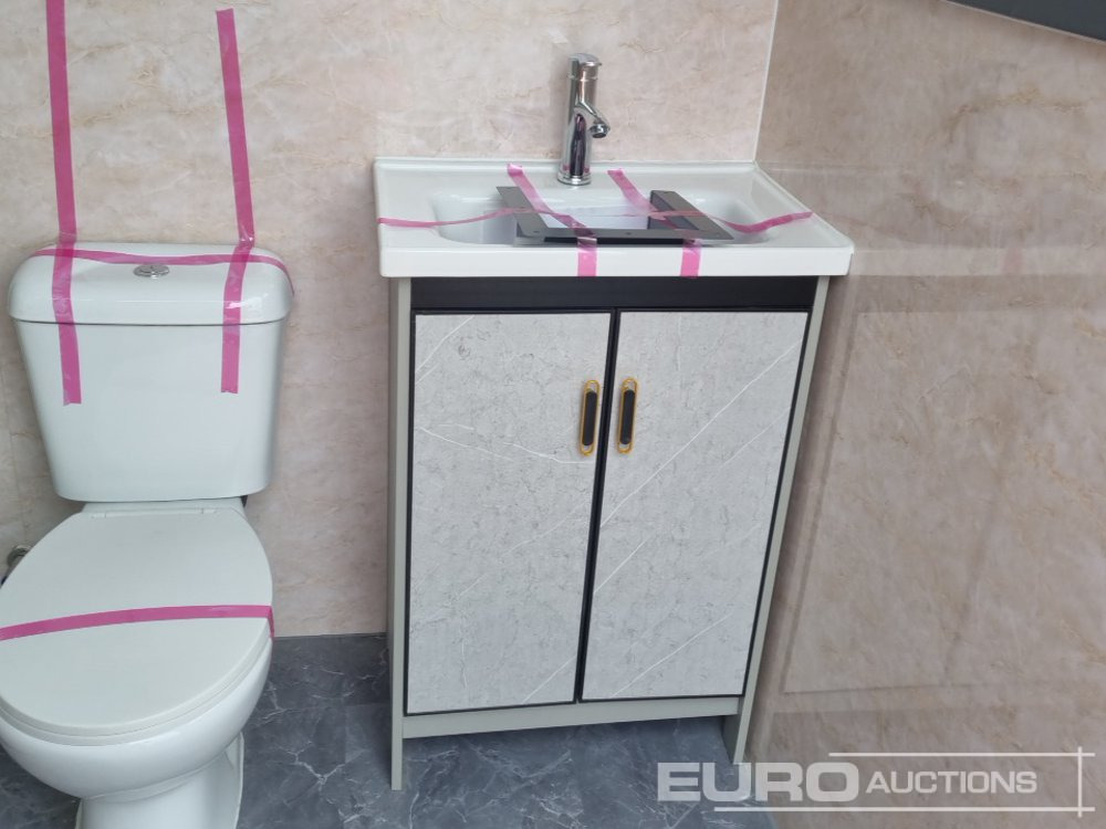 Shipping container Unused 2025 1.6m x 2.2m Portable Toilet/ Shower Block (Cannot Be Reconsigned): picture 28