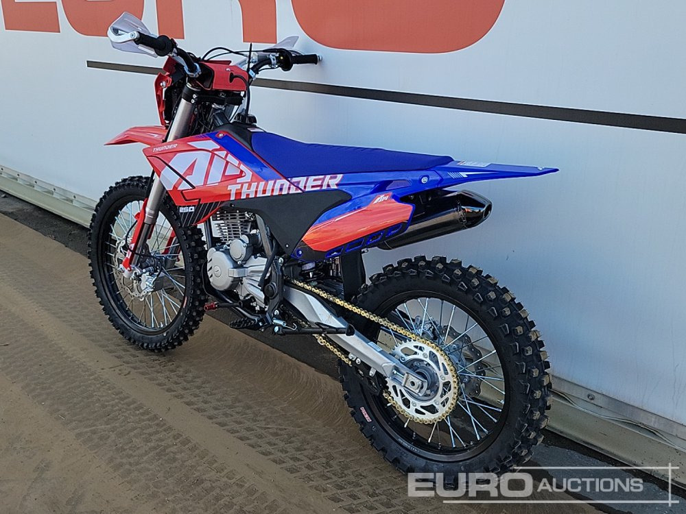 Unused 2025 Apollo Thunder 250cc Motorcross Bike, 21" Front, 18" Rear Tyres, Electric Start, Air Cooled, Hydraulic Suspension, Disc Brakes, Lighting Kit (UNASSEMBLED) - Motorcycle: picture 3 Unused 2025 Apollo Thunder 250cc Motorcross Bike, 21" Front, 18" Rear Tyres, Electric Start, Air Cooled, Hydraulic Suspension, Disc Brakes, Lighting Kit (UNASSEMBLED) - Motorcycle: picture 3