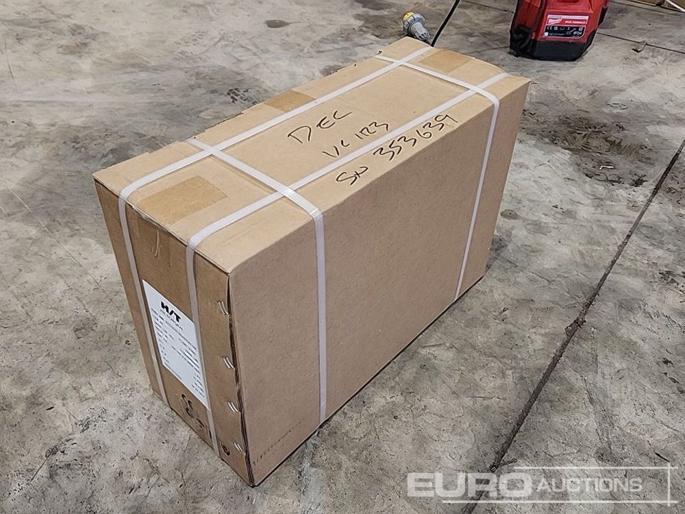 Garage equipment Unused Hi-Torque HT12000 12 Volt Winch, 3/8" x 85' Rope: picture 20 Garage equipment Unused Hi-Torque HT12000 12 Volt Winch, 3/8" x 85' Rope: picture 20