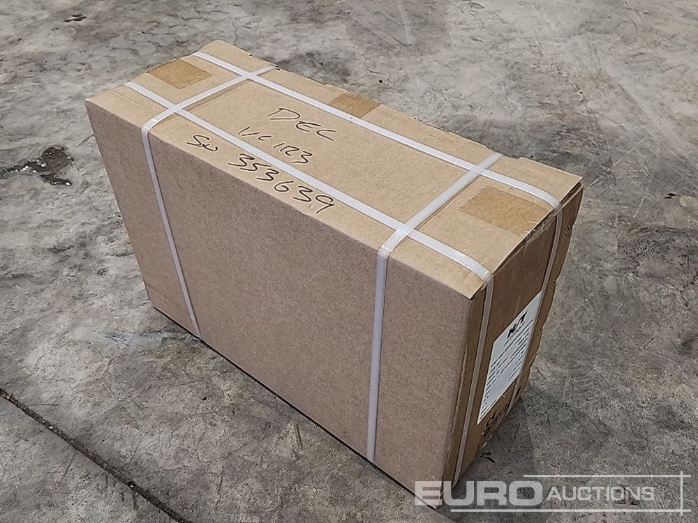 Garage equipment Unused Hi-Torque HT12000 12 Volt Winch, 3/8" x 85' Rope: picture 23 Garage equipment Unused Hi-Torque HT12000 12 Volt Winch, 3/8" x 85' Rope: picture 23