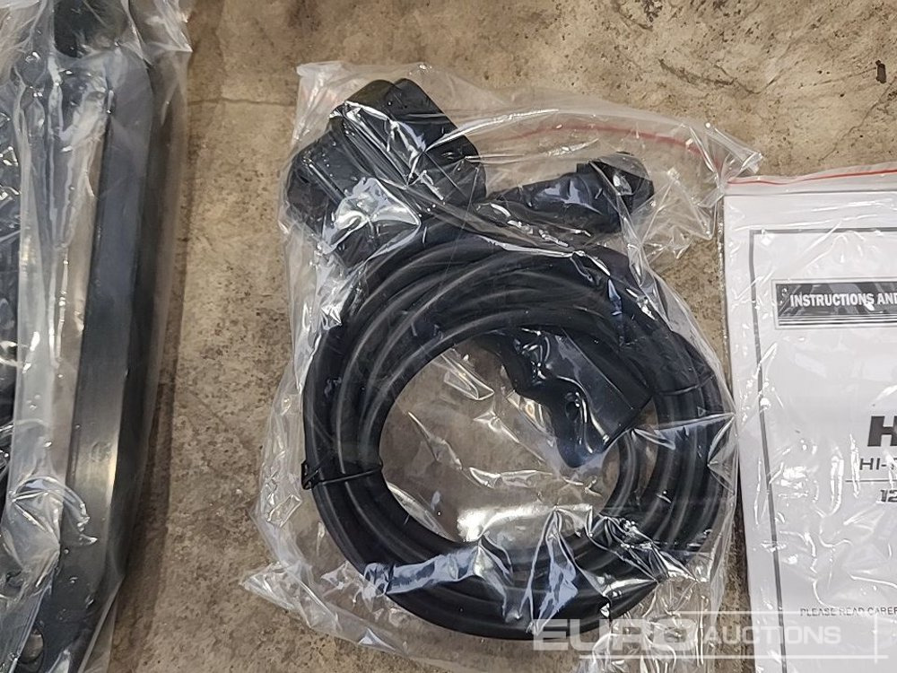 Garage equipment Unused Hi-Torque HT12000 12 Volt Winch, 3/8" x 85' Rope: picture 6 Garage equipment Unused Hi-Torque HT12000 12 Volt Winch, 3/8" x 85' Rope: picture 6