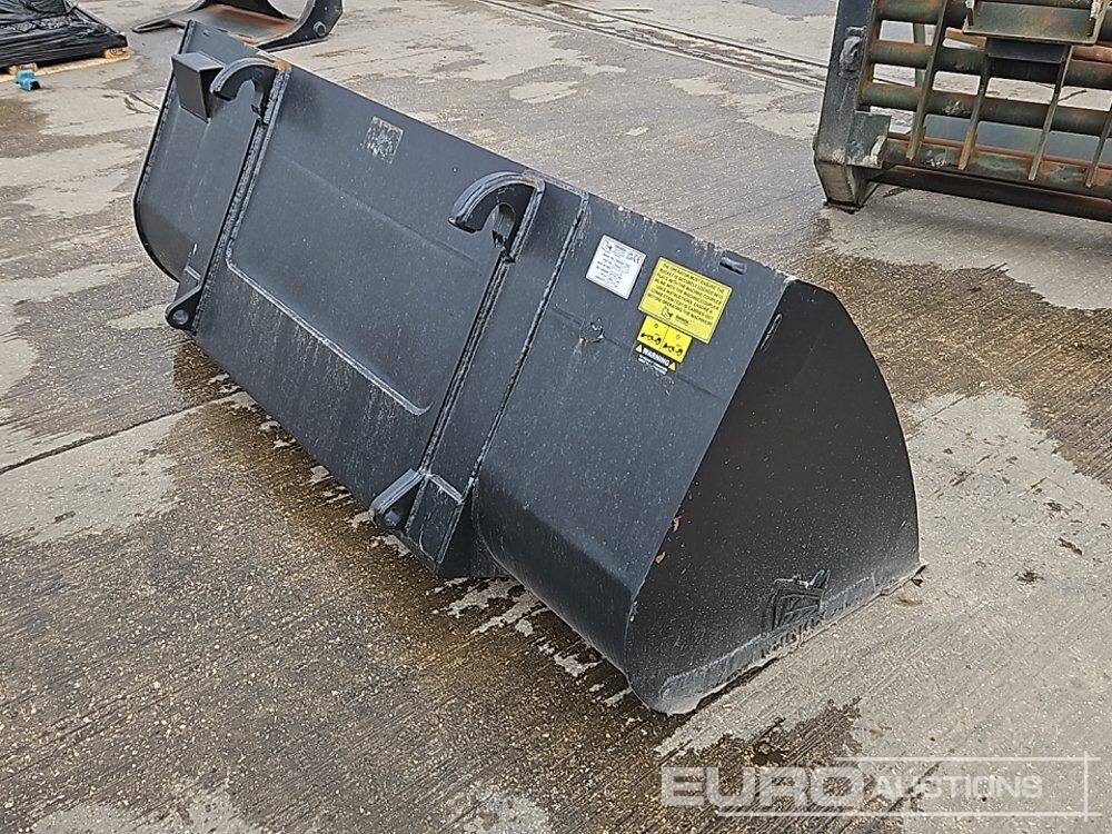 Unused Rhinox 90" Loading Bucket to suit Telehandler - Bucket: picture 5 Unused Rhinox 90" Loading Bucket to suit Telehandler - Bucket: picture 5