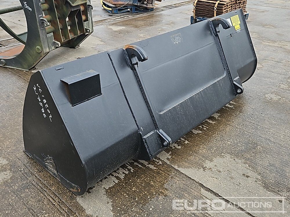 Unused Rhinox 90" Loading Bucket to suit Telehandler - Bucket: picture 3 Unused Rhinox 90" Loading Bucket to suit Telehandler - Bucket: picture 3