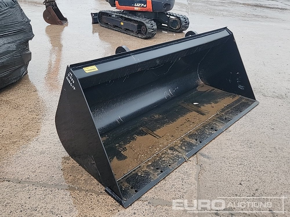 Unused Strickland 90" Loading Bucket to suit JCB Telehandler - Bucket: picture 4 Unused Strickland 90" Loading Bucket to suit JCB Telehandler - Bucket: picture 4