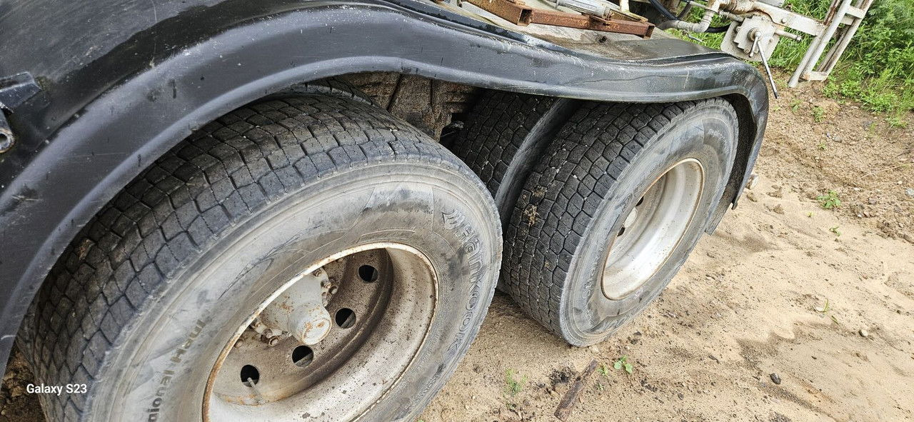 Scania P360 - Concrete mixer truck: picture 4 Scania P360 - Concrete mixer truck: picture 4