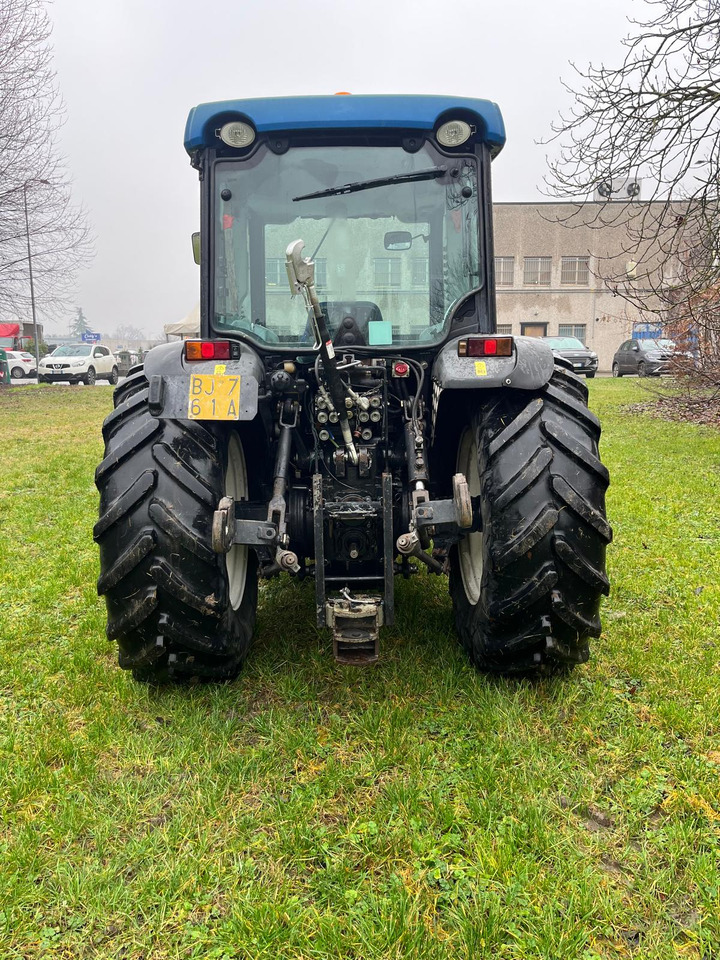 Trattore usato New Holland T4050F - Farm tractor: picture 3 Trattore usato New Holland T4050F - Farm tractor: picture 3