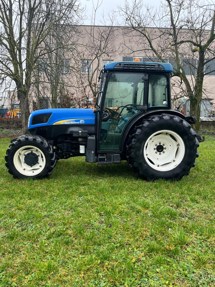 Trattore usato New Holland T4050F - Farm tractor: picture 2 Trattore usato New Holland T4050F - Farm tractor: picture 2