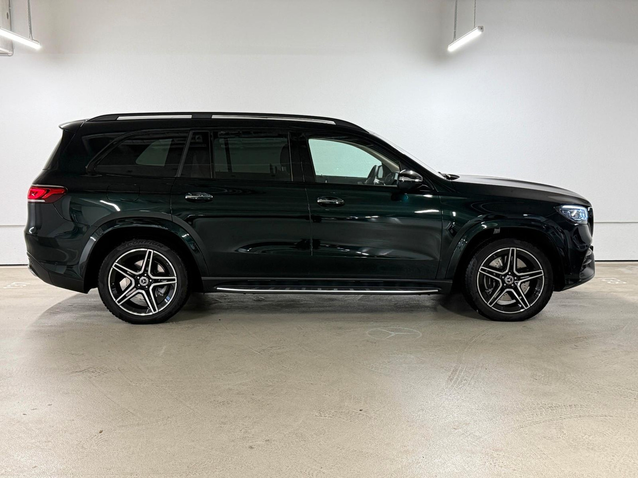 Mercedes-Benz GLS 400 d AMG/7 Sitze/Vollausstattung - SUV: picture 5 Mercedes-Benz GLS 400 d AMG/7 Sitze/Vollausstattung - SUV: picture 5