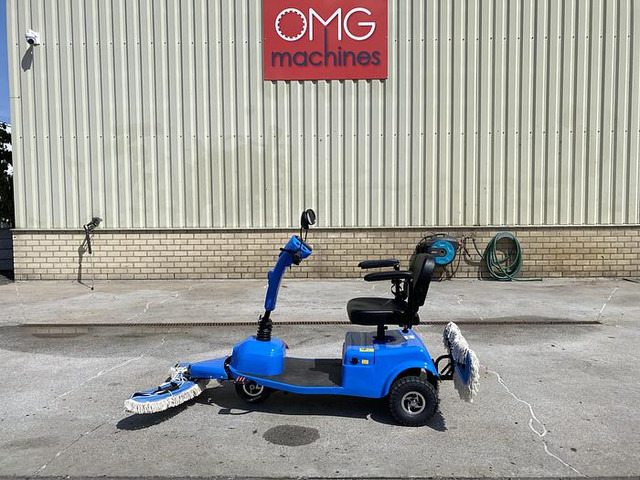 EP ZL-C5, Dweilmachine / veegmachine - Road sweeper: picture 1 EP ZL-C5, Dweilmachine / veegmachine - Road sweeper: picture 1