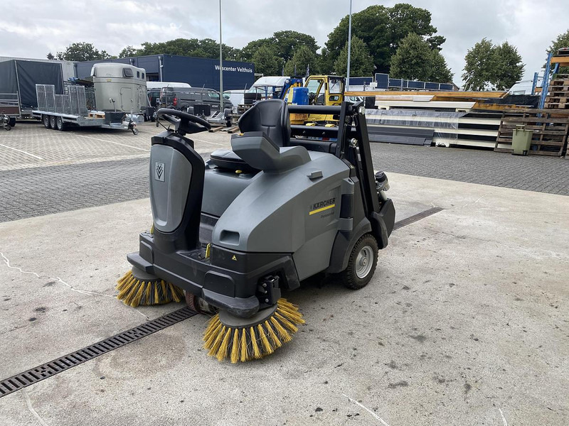 Kärcher KM 105/110 R Bp, Veegmachine, hoogkieper - Road sweeper: picture 4 Kärcher KM 105/110 R Bp, Veegmachine, hoogkieper - Road sweeper: picture 4