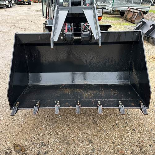 ABC 150 cm - Loader bucket: picture 5 ABC 150 cm - Loader bucket: picture 5