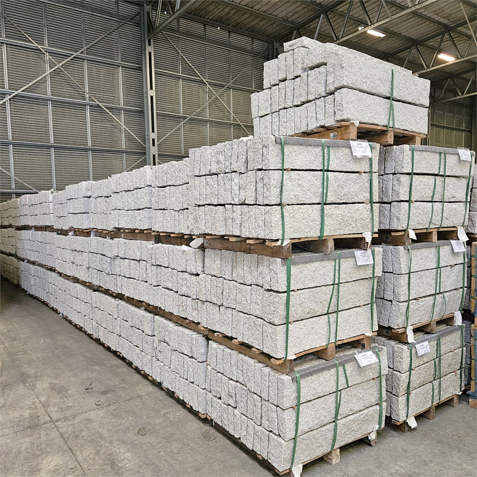 ABC Lys granit kantsten - Construction equipment: picture 1 ABC Lys granit kantsten - Construction equipment: picture 1