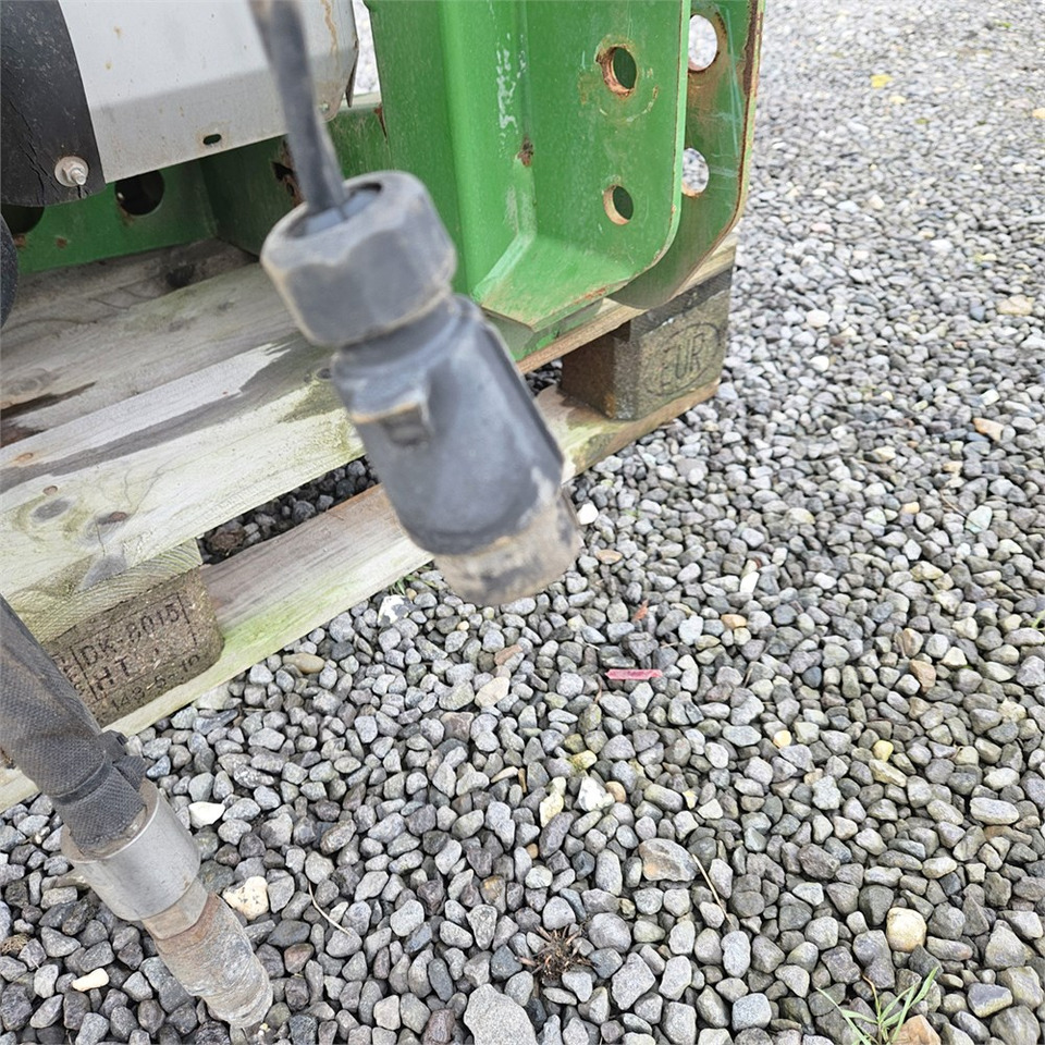 Sand/ Salt spreader Amazone E+S 750: picture 22