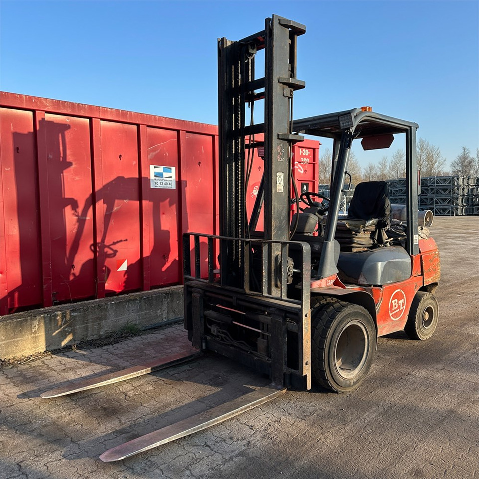 BT GT30 - Forklift: picture 3 BT GT30 - Forklift: picture 3