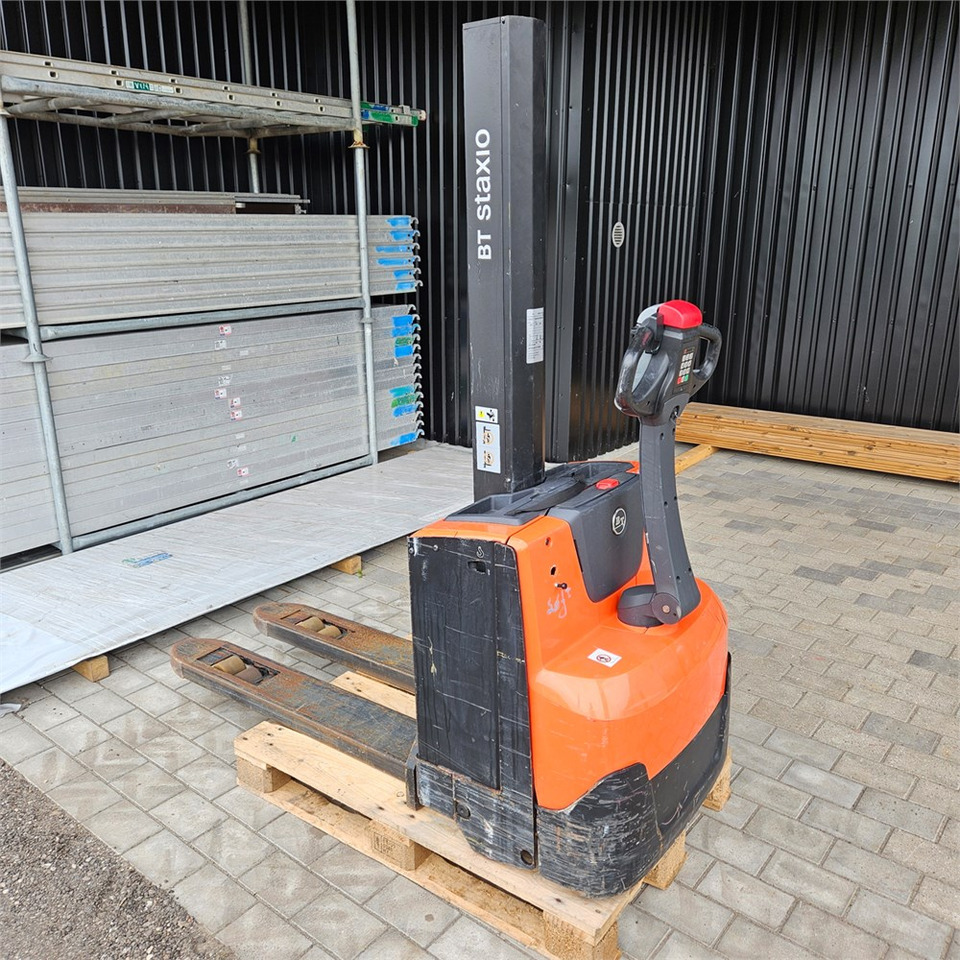BT Staxio 0,8 - Pallet truck: picture 3 BT Staxio 0,8 - Pallet truck: picture 3